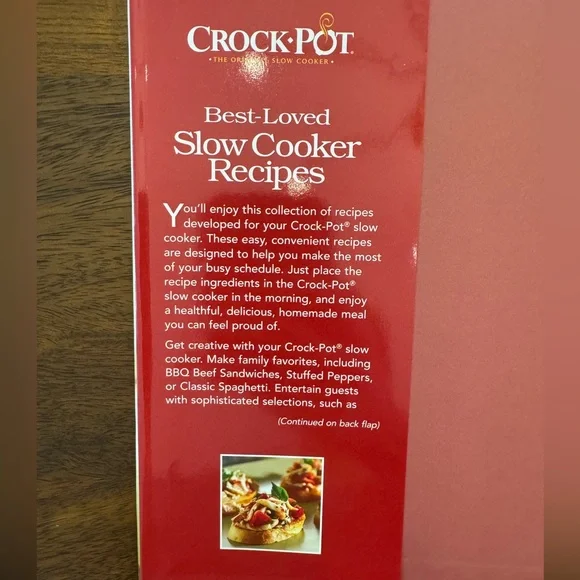 Crock Pot Slow Cooker Recipe Book - Picture 2 of 2